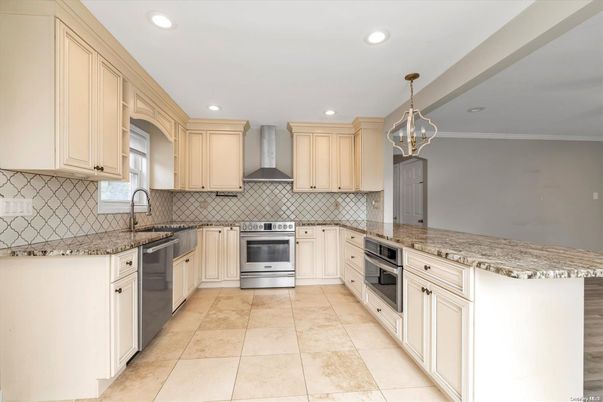 Interior, Kitchen, Pendant Lights, Recessed Lighting, Stainless Steel Appliances