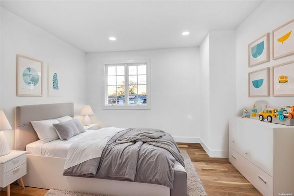 Bedroom, Interior, Recessed Lighting, Wood Texture Flooring