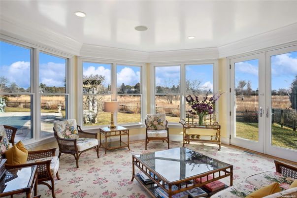 Interior, Living room, Recessed Lighting, Sun Room