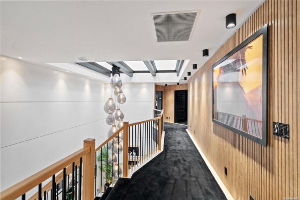 Interior, Pendant Lights, Wooden Walls