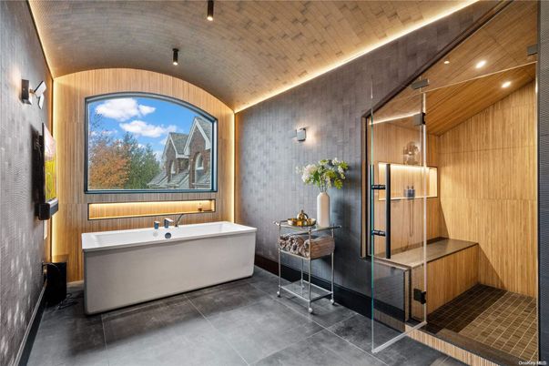 Bathroom, Free Standing Baths, Interior, Recessed Lighting, Wooden Ceilings, Wooden Walls