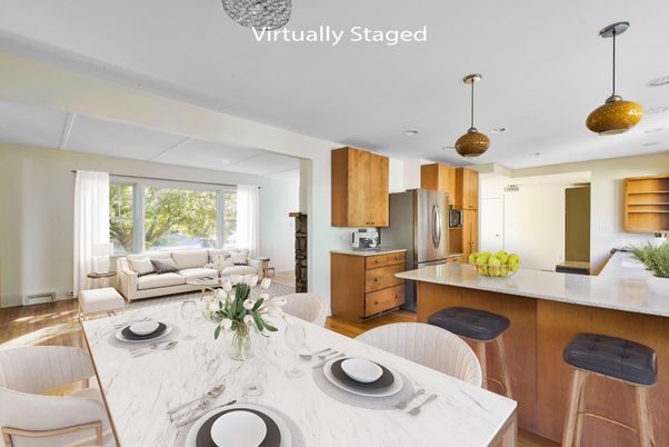 Dining room, Interior, Kitchen, Living room, Pendant Lights, Recessed Lighting, Stainless Steel Appliances
