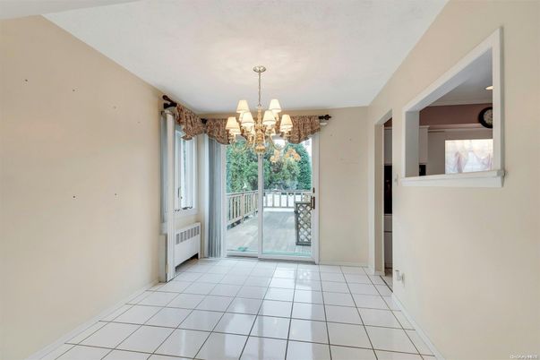 Chandelier, Empty room, Interior