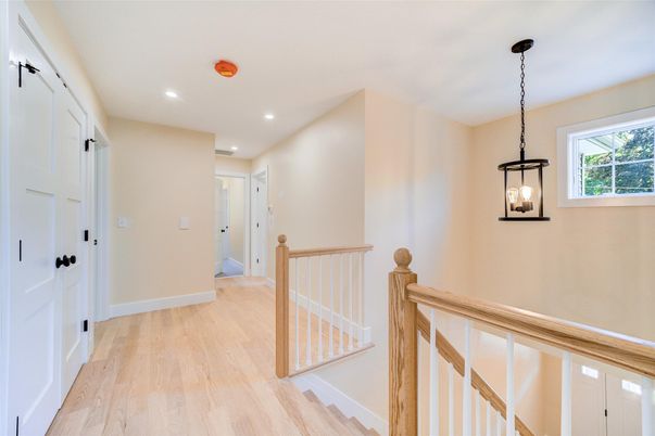 Interior, Pendant Lights, Recessed Lighting, Wood Texture Flooring