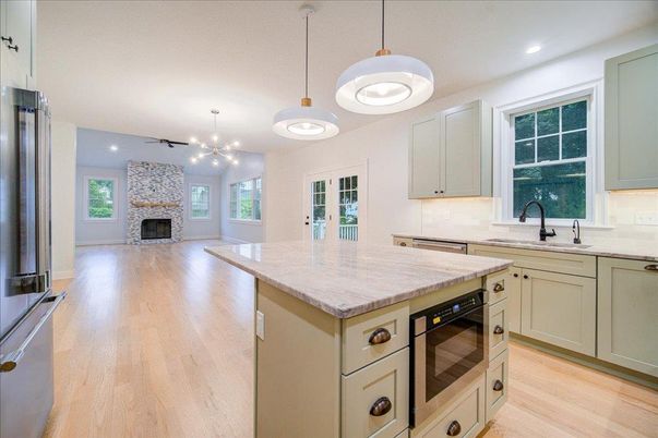 Fireplace, Interior, Kitchen, Pendant Lights, Recessed Lighting, Wood Texture Flooring