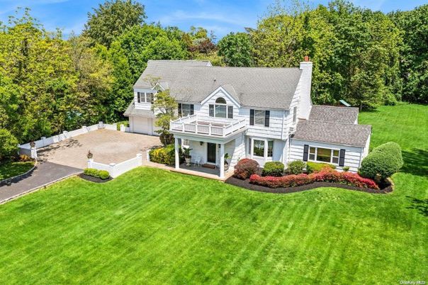 Backyard, Exterior, Facade, Cape Cod