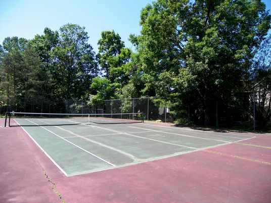 Exterior, Tennis Courts
