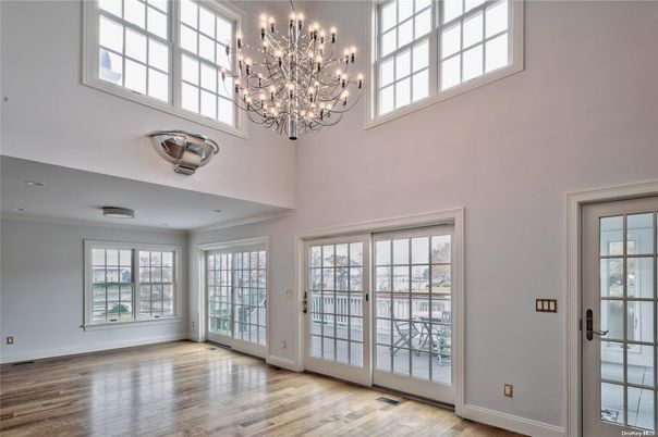 Chandelier, Empty room, Interior, Wood Texture Flooring