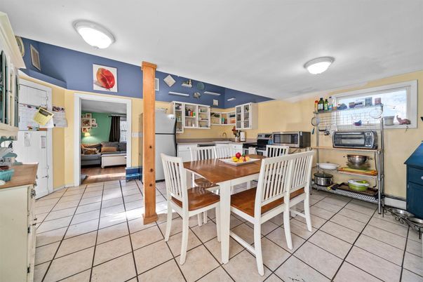 Dining room, Interior