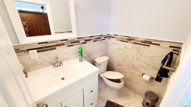 Bathroom, Interior, Marble, Marble Walls