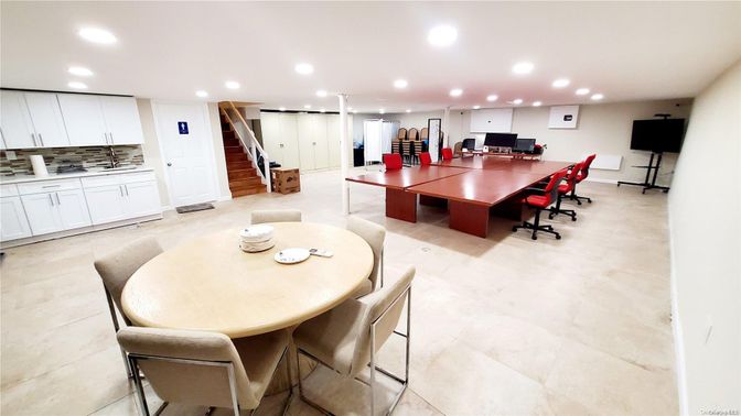 Dining room, Interior, Kitchen, Recessed Lighting