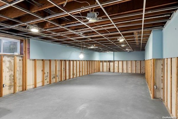 Interior, Wooden Beams