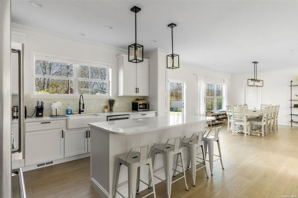 Dining room, Interior, Kitchen, Pendant Lights, Recessed Lighting, Wood Texture Flooring