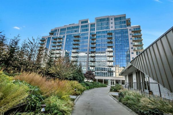Exterior, Facade, Condo Building