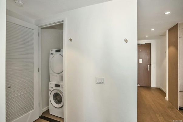 Interior, Recessed Lighting, Utility Closets, Washer, Wood Texture Flooring