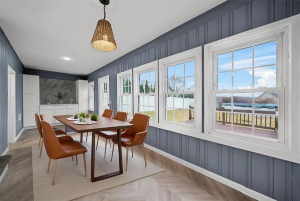Dining room, Interior, Pendant Lights, Recessed Lighting, Wood Texture Flooring