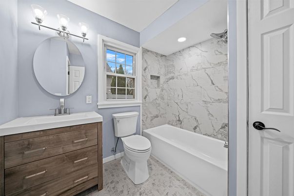 Bathroom, Interior, Marble Walls, Recessed Lighting
