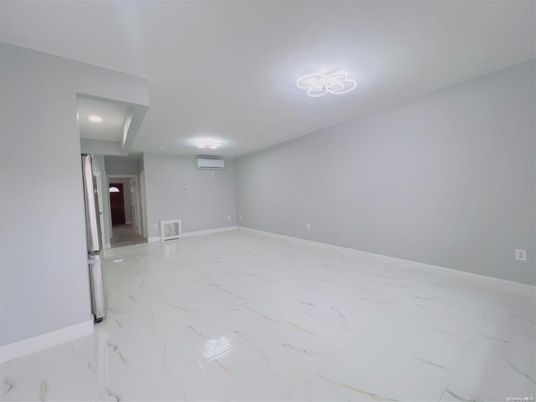 Empty room, Interior, Marble, Recessed Lighting