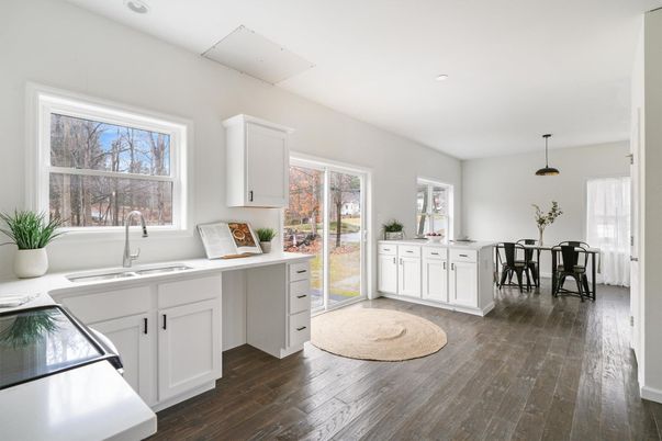 Dining room, Interior, Kitchen, Pendant Lights, Recessed Lighting, Wood Texture Flooring