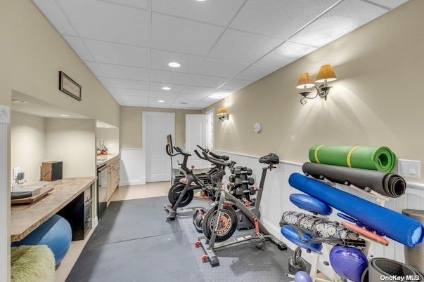 Fitness Equipment, Interior, Recessed Lighting