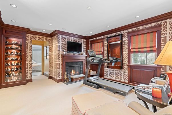 Fireplace, Fitness Equipment, Interior, Recessed Lighting