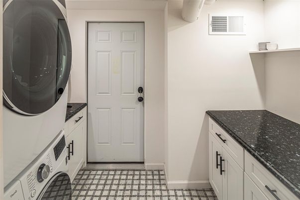 Interior, Washer