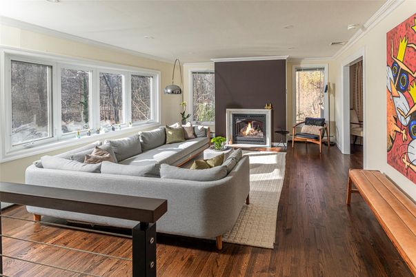 Fireplace, Interior, Living room, Pendant Lights, Recessed Lighting, Wood Texture Flooring