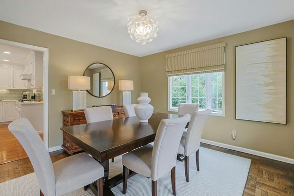 Chandelier, Dining room, Interior, Kitchen, Recessed Lighting, Wood Texture Flooring