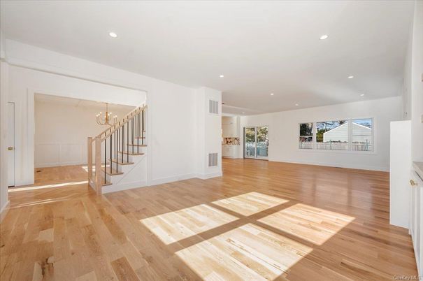 Chandelier, Empty room, Interior, Recessed Lighting, Wood Texture Flooring