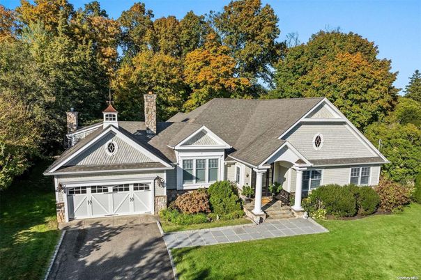 Attached, Exterior, Facade, Ranch