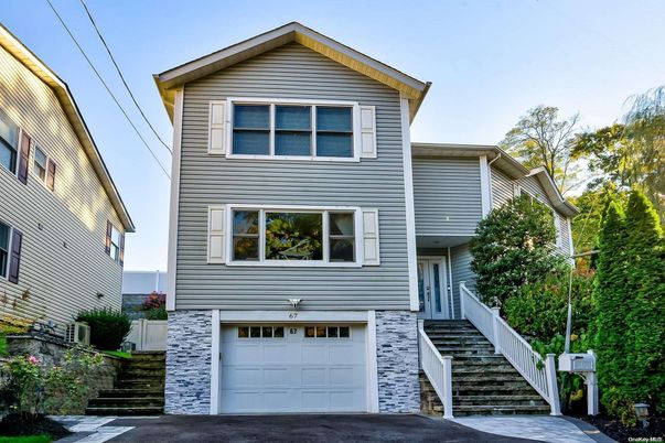 Attached, Exterior, Facade, Raised Ranch