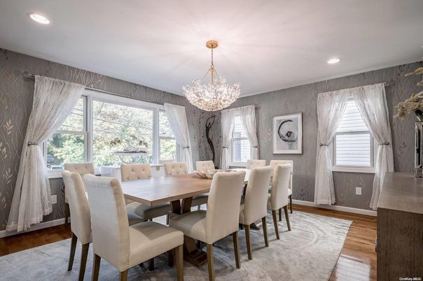 Chandelier, Dining room, Interior, Recessed Lighting, Wood Texture Flooring