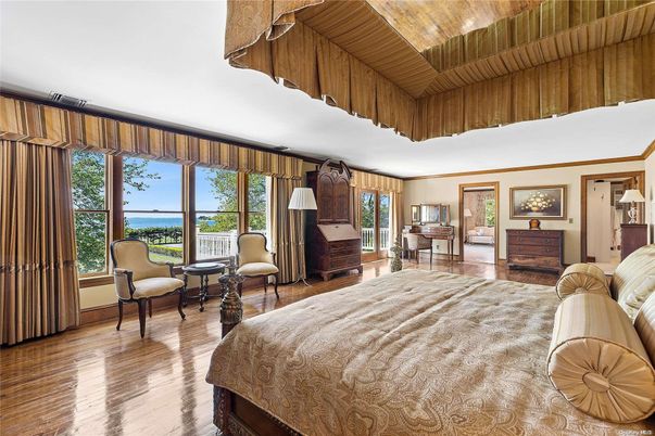 Bedroom, Interior, Piano, Wooden Ceilings, Wood Texture Flooring