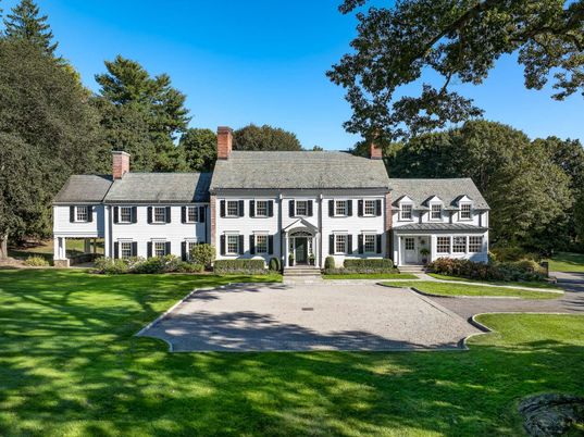 Backyard, Exterior, Facade, Georgian