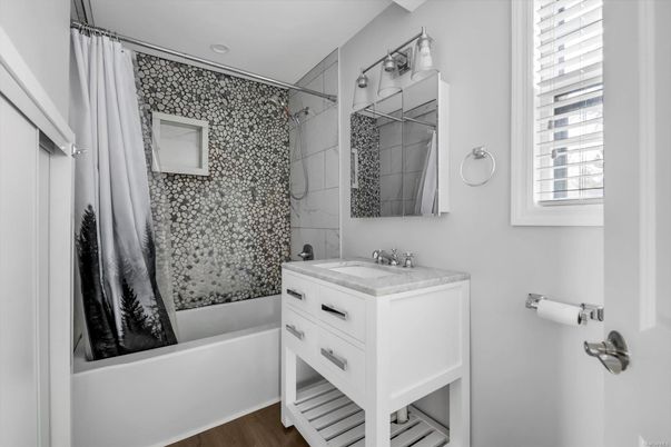 Bathroom, Interior, Wood Texture Flooring