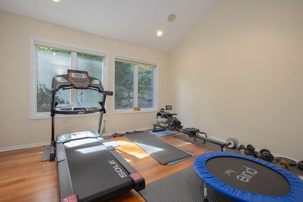 Fitness Equipment, Interior, Recessed Lighting, Wood Texture Flooring