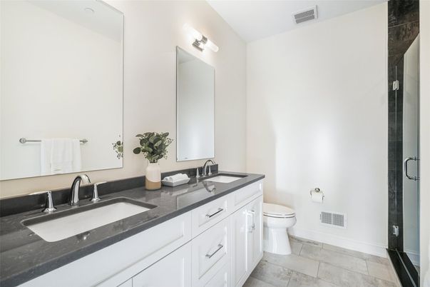 Bathroom, Dual Sink Vanities, Interior