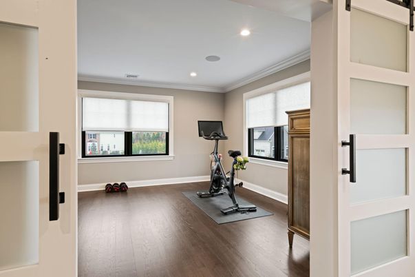 Fitness Equipment, Interior, Recessed Lighting, Wood Texture Flooring