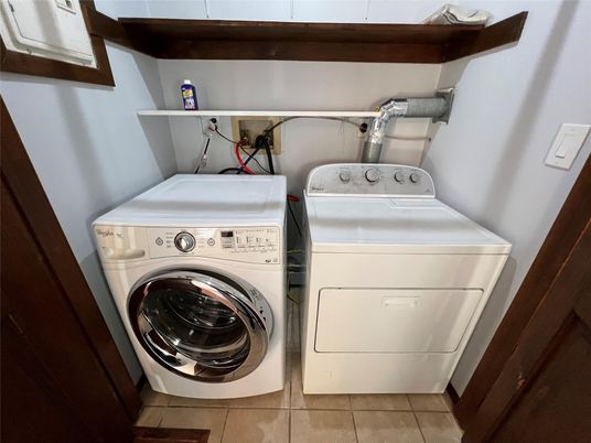 Interior, Utility Closets, Washer