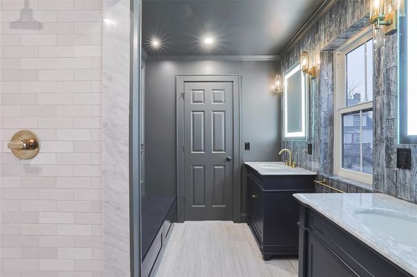 Bathroom, Dual Sink Vanities, Interior, Recessed Lighting