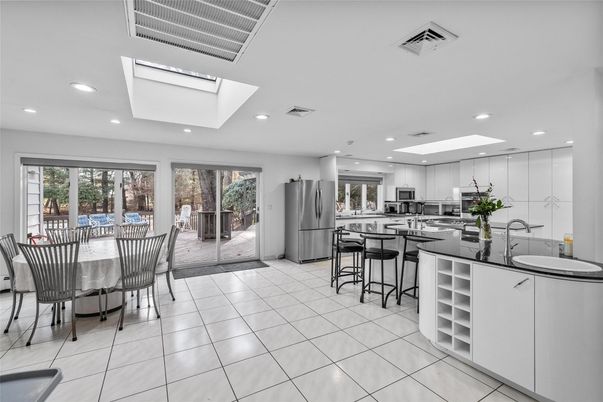 Dining room, Interior, Kitchen, Recessed Lighting, Stainless Steel Appliances
