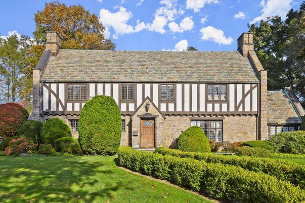 Backyard, Exterior, Facade, Tudor Revival