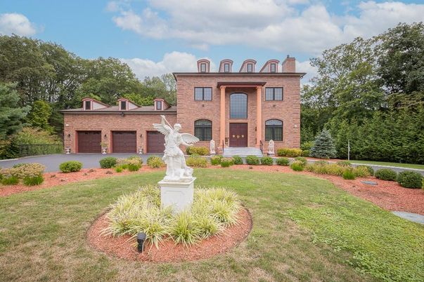 Backyard, Exterior, Facade, Brick Facade, French Provincial