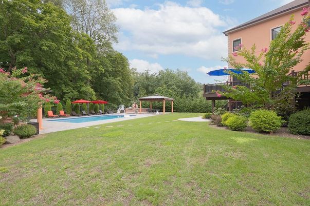 Backyard, Exterior, Pool