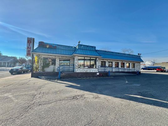 Exterior, Facade, None