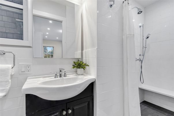 Bathroom, Interior, Recessed Lighting, Wood Texture Flooring