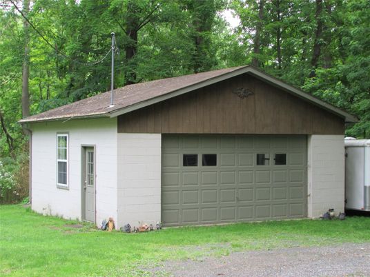 Detached Garage, Exterior
