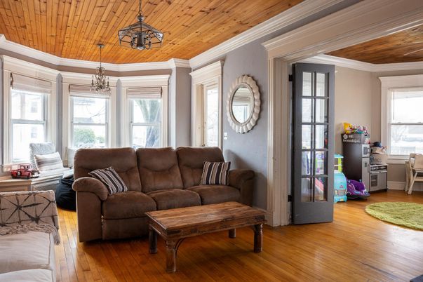 Interior, Living room, Pendant Lights, Wooden Ceilings, Wood Texture Flooring