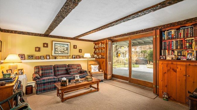 Interior, Living room