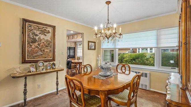 Chandelier, Dining room, Interior